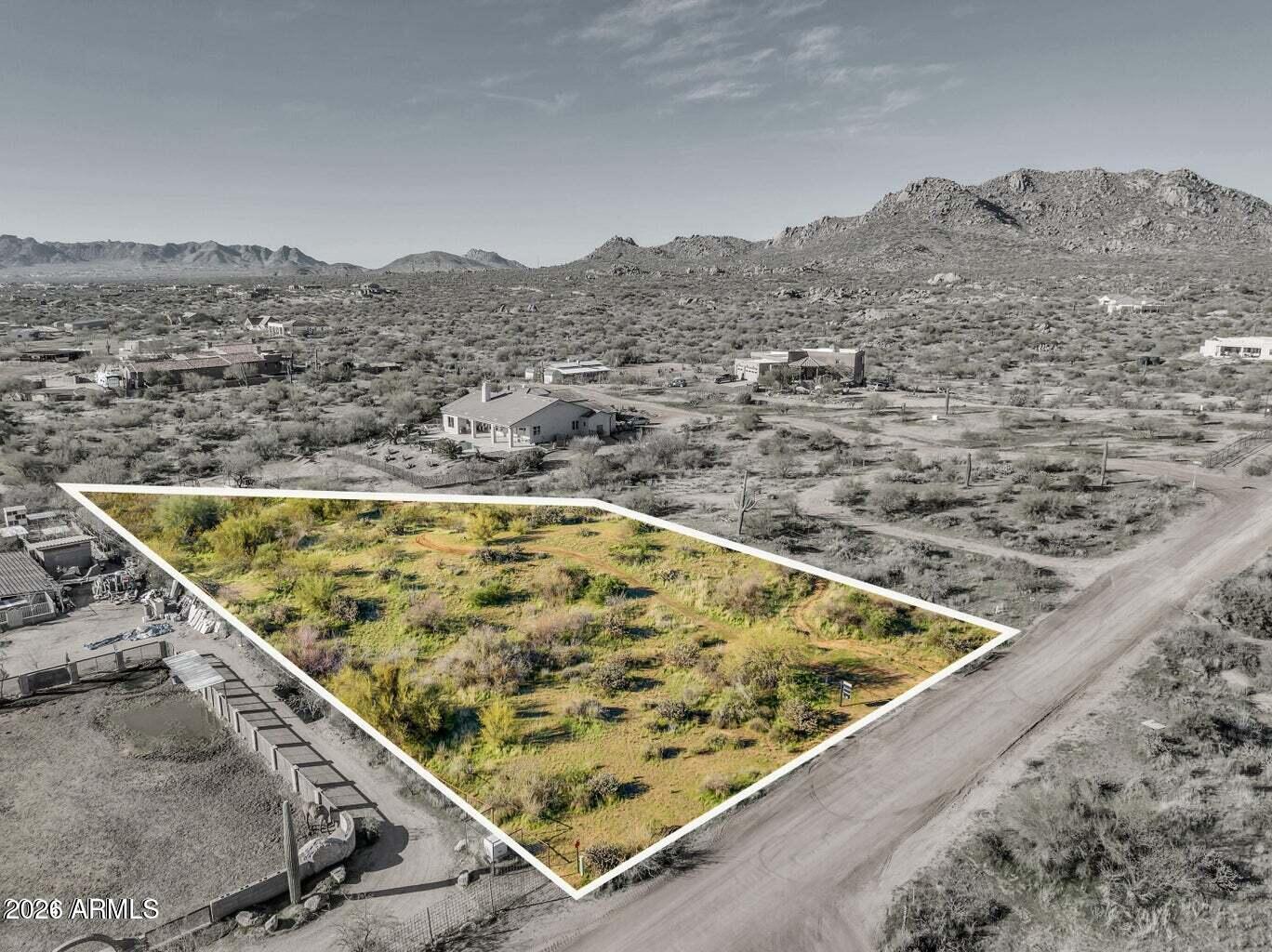 13813 E WESTLAND Road -