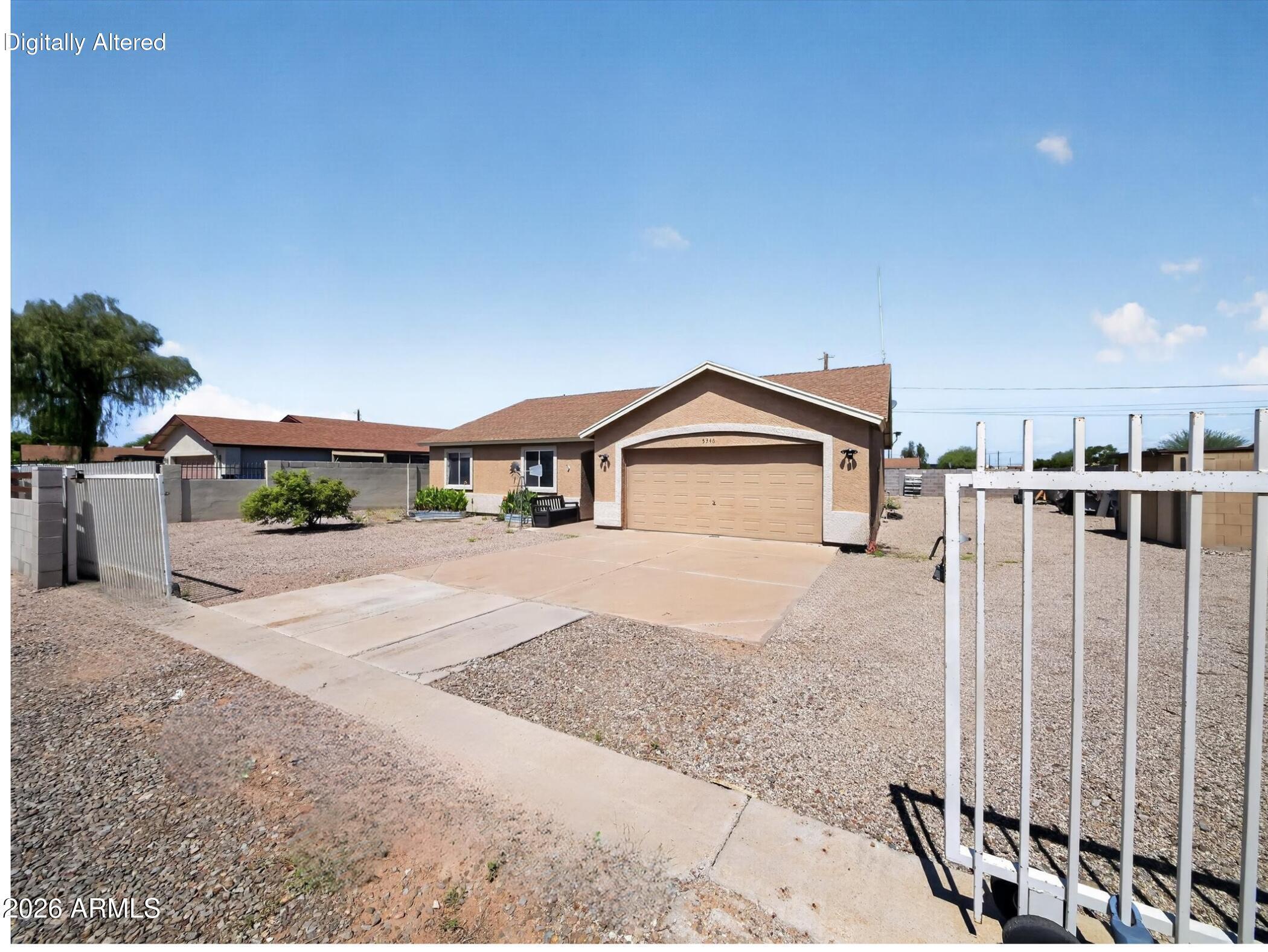 5346 E RED BIRD Lane