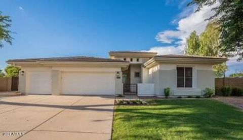 Single Family Residence in Gilbert AZ 1096 LODGEPOLE Drive.jpg