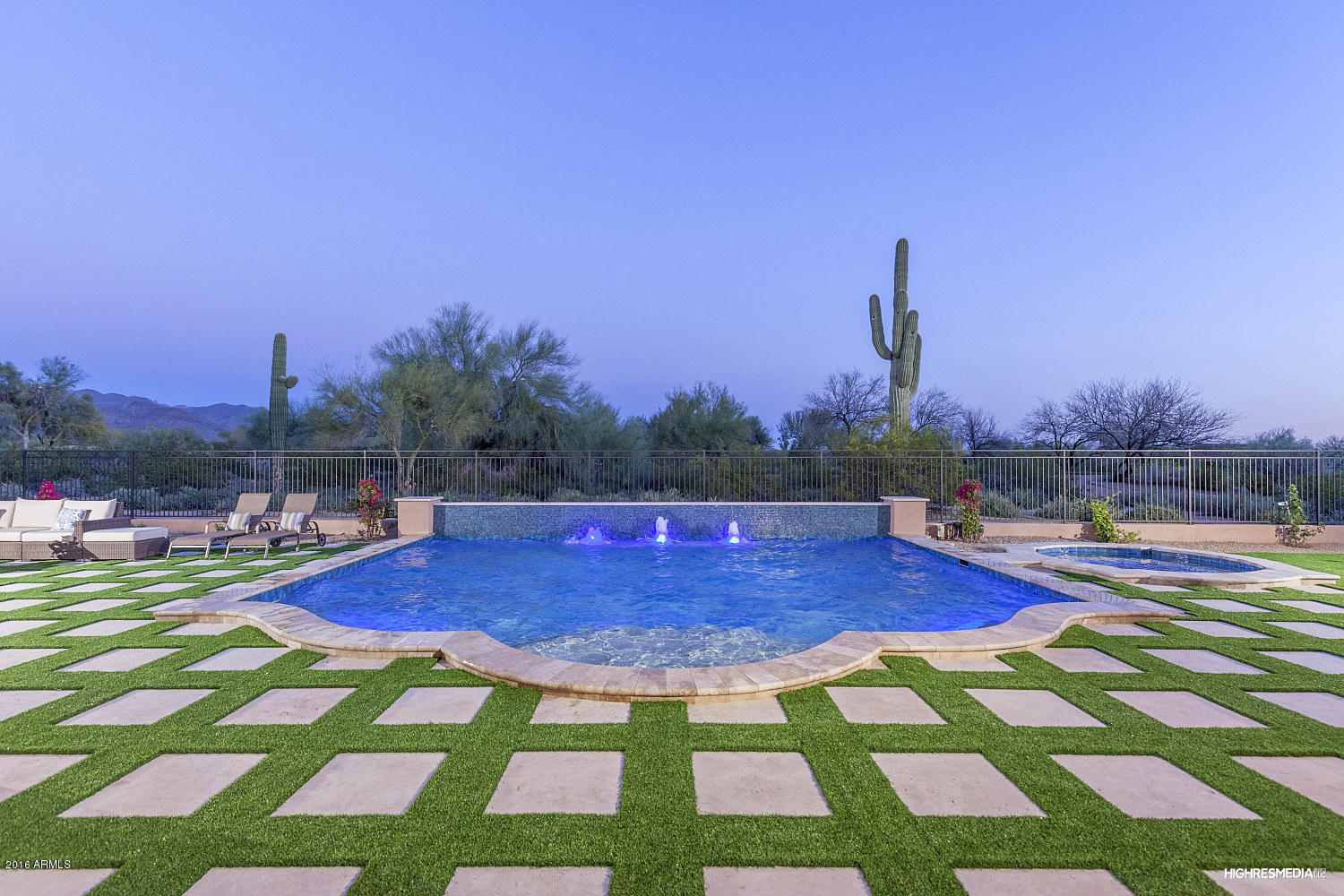 GRAYHAWK - Residential