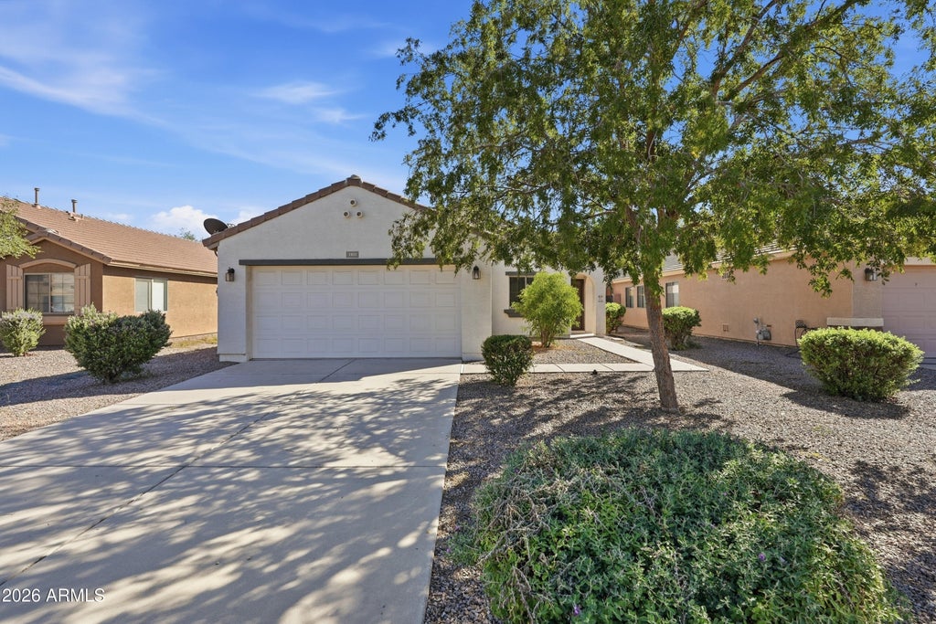 Photo of 1431 W Belmont Red Trail, San Tan Valley, AZ 85143 (MLS # 7089073)