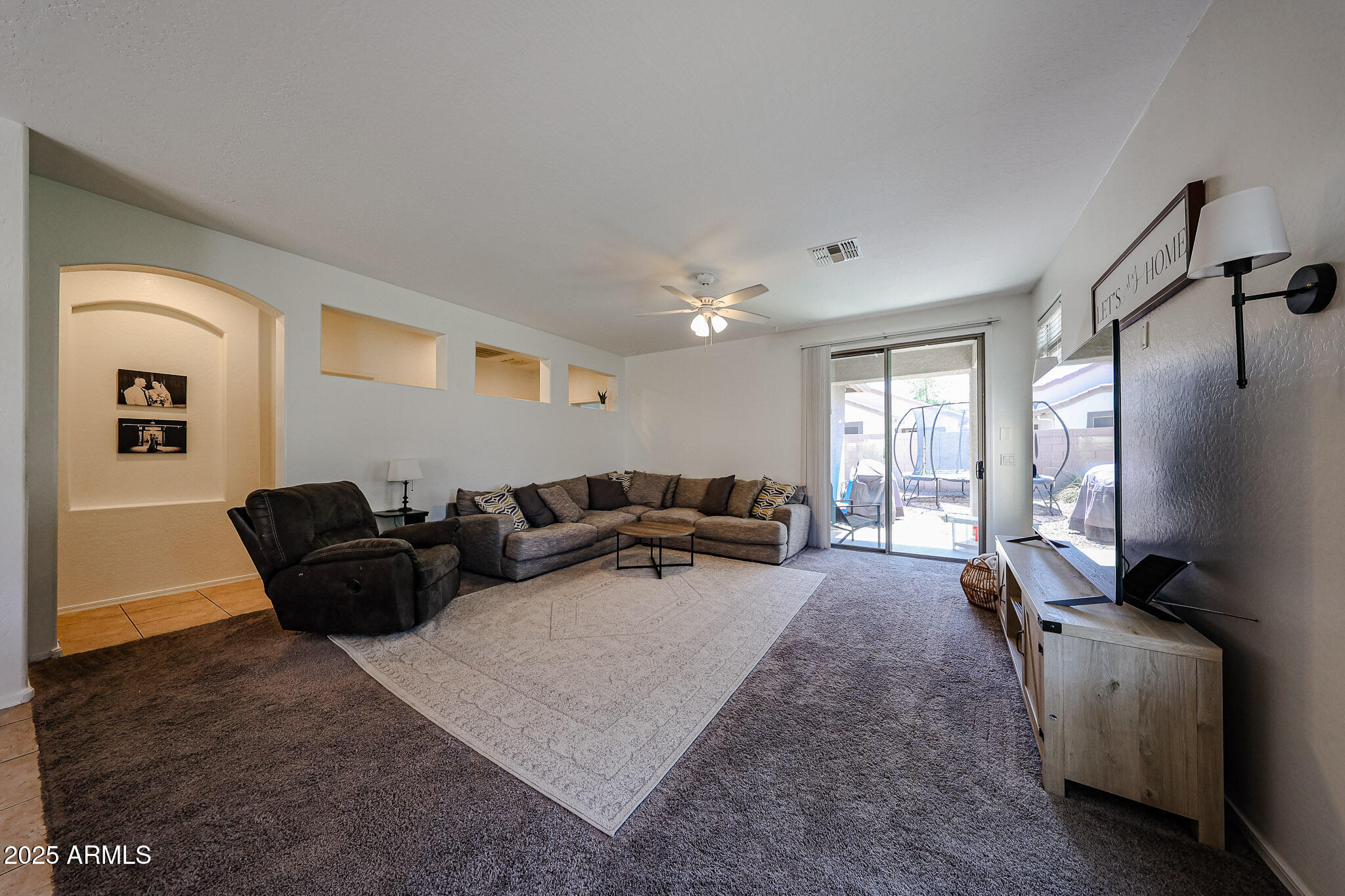1337 E THOMPSON Way