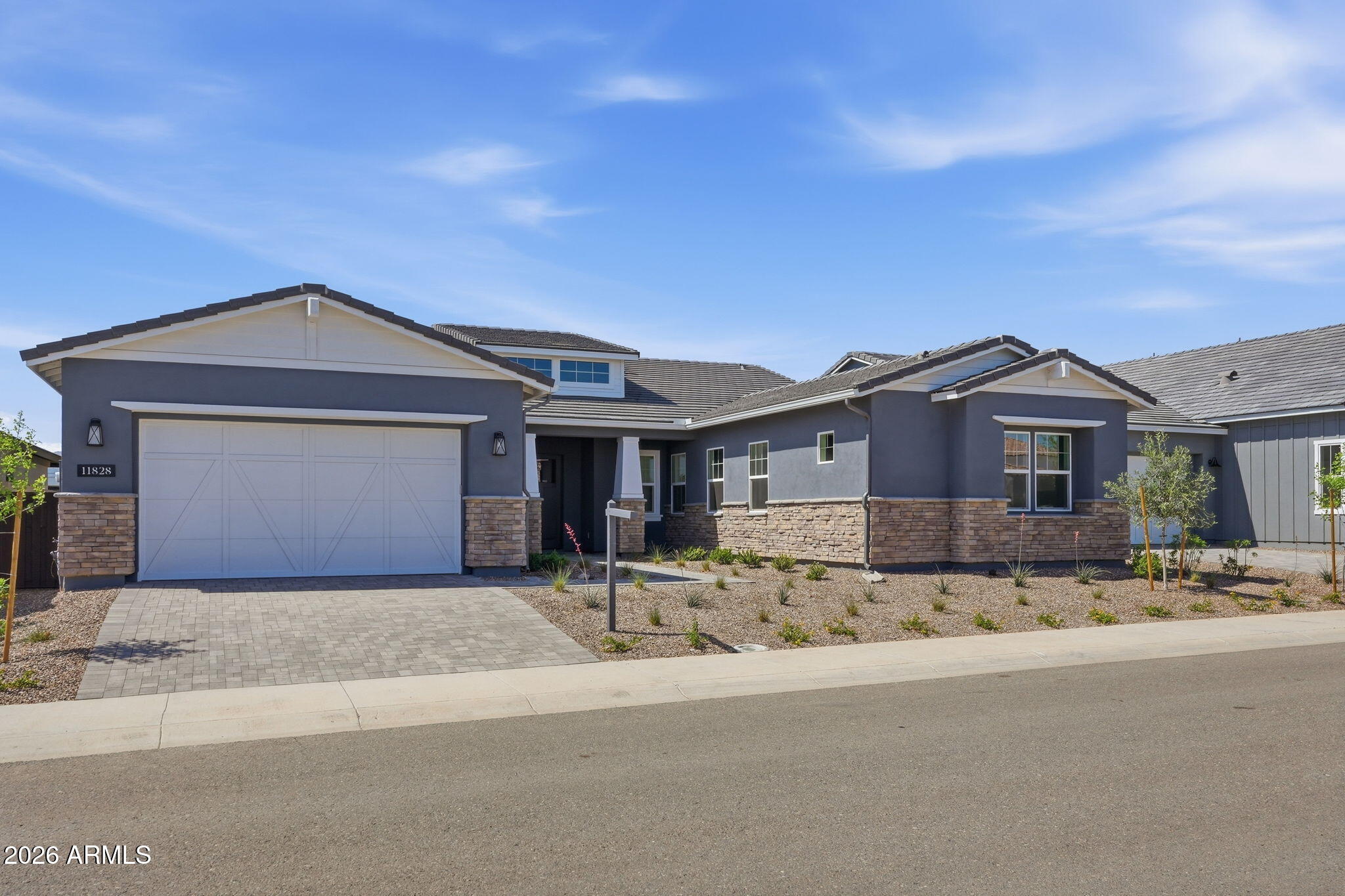 11828 N LOMA LINDA Street