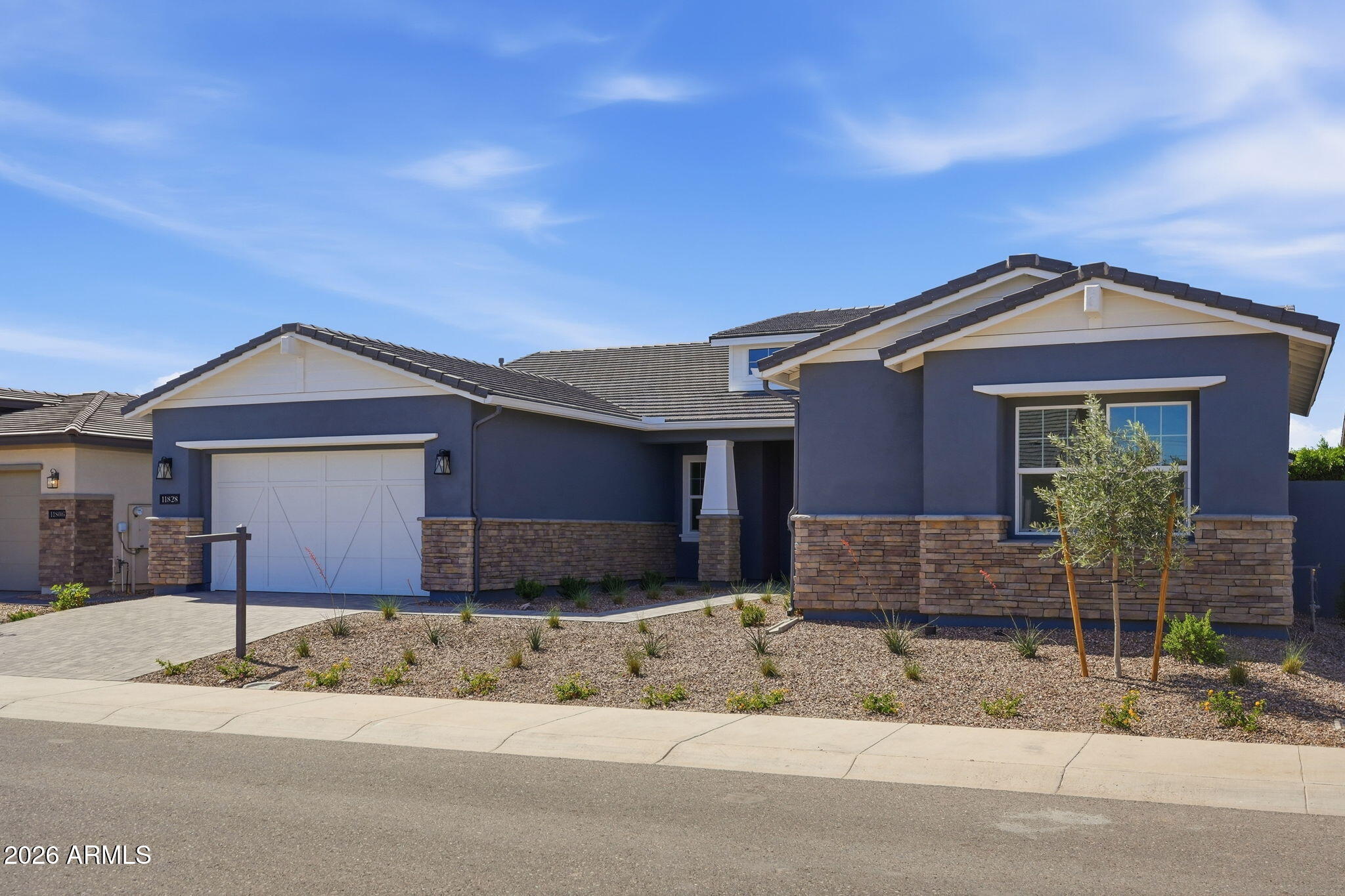 11828 N LOMA LINDA Street