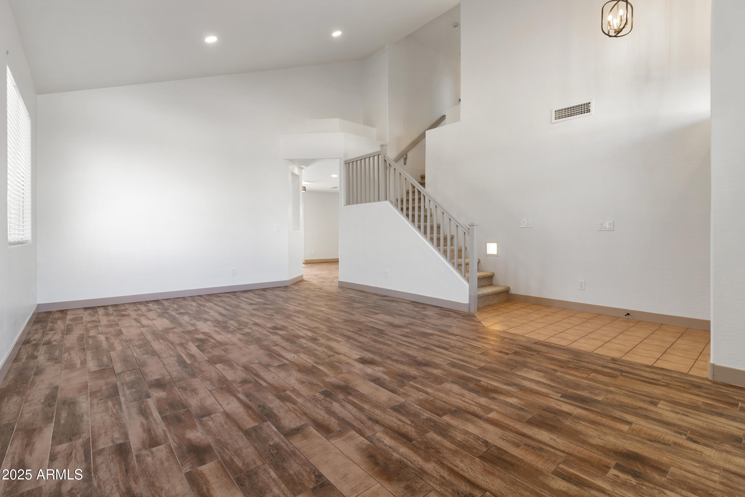 16329 W RIMROCK Street