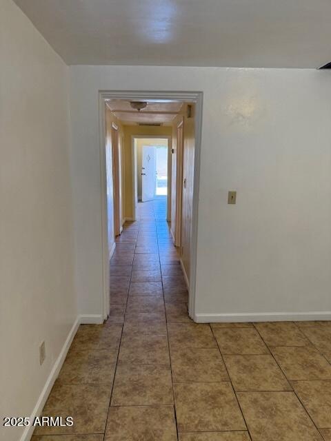 416 N LEWIS --