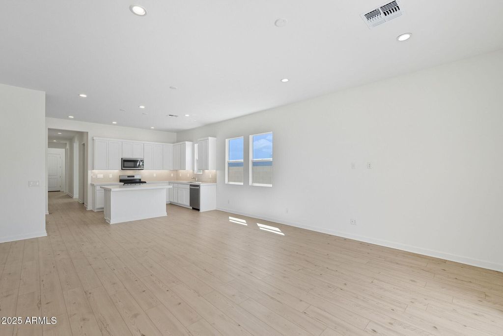 Photo of 17998 W Bighorn Avenue, Goodyear, AZ 85338 (MLS # 6919071)