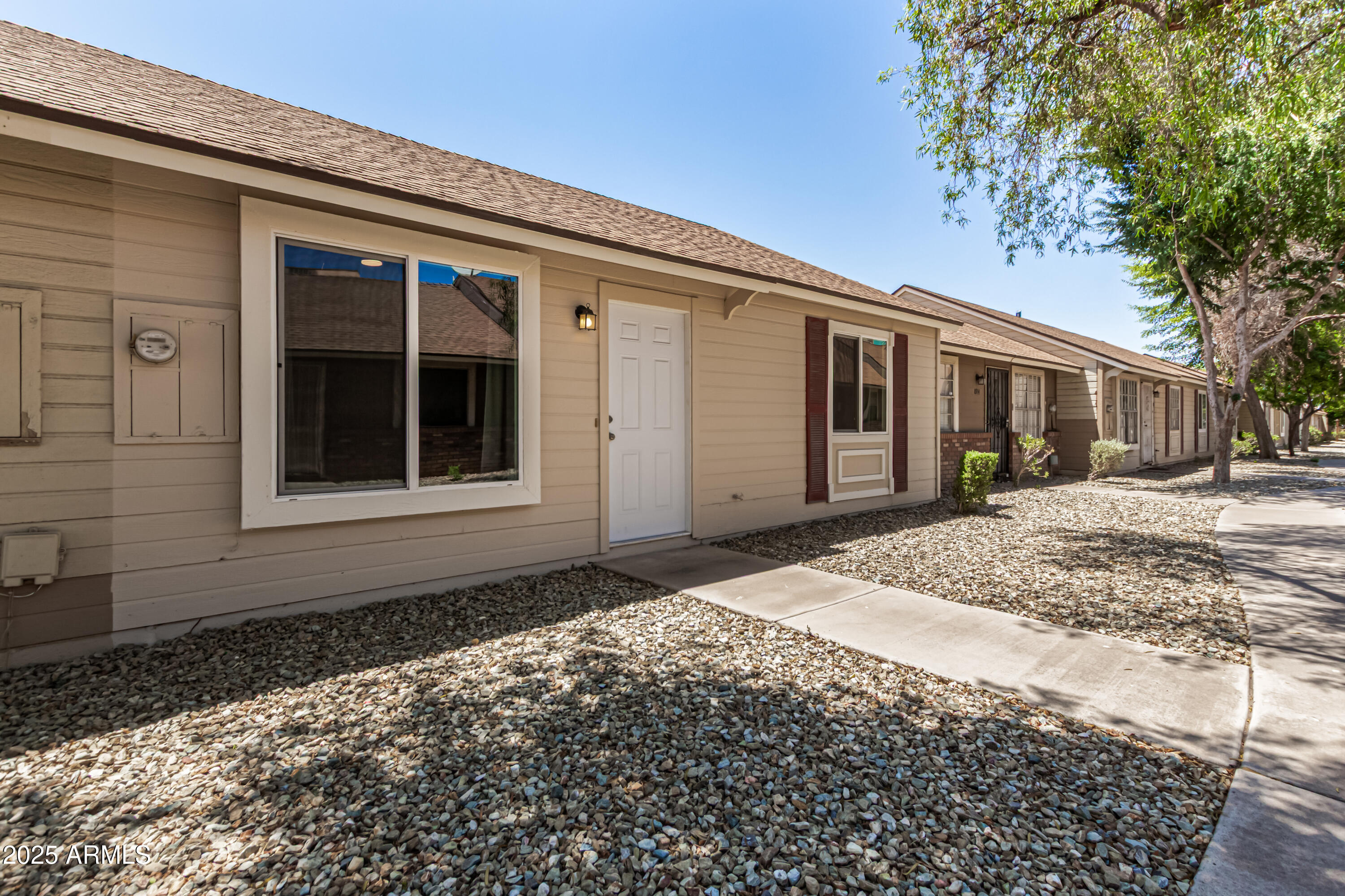 8908 W LOMA Lane