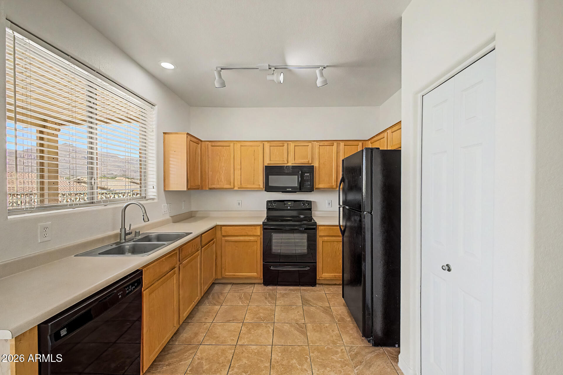 VISTA POINT - Residential