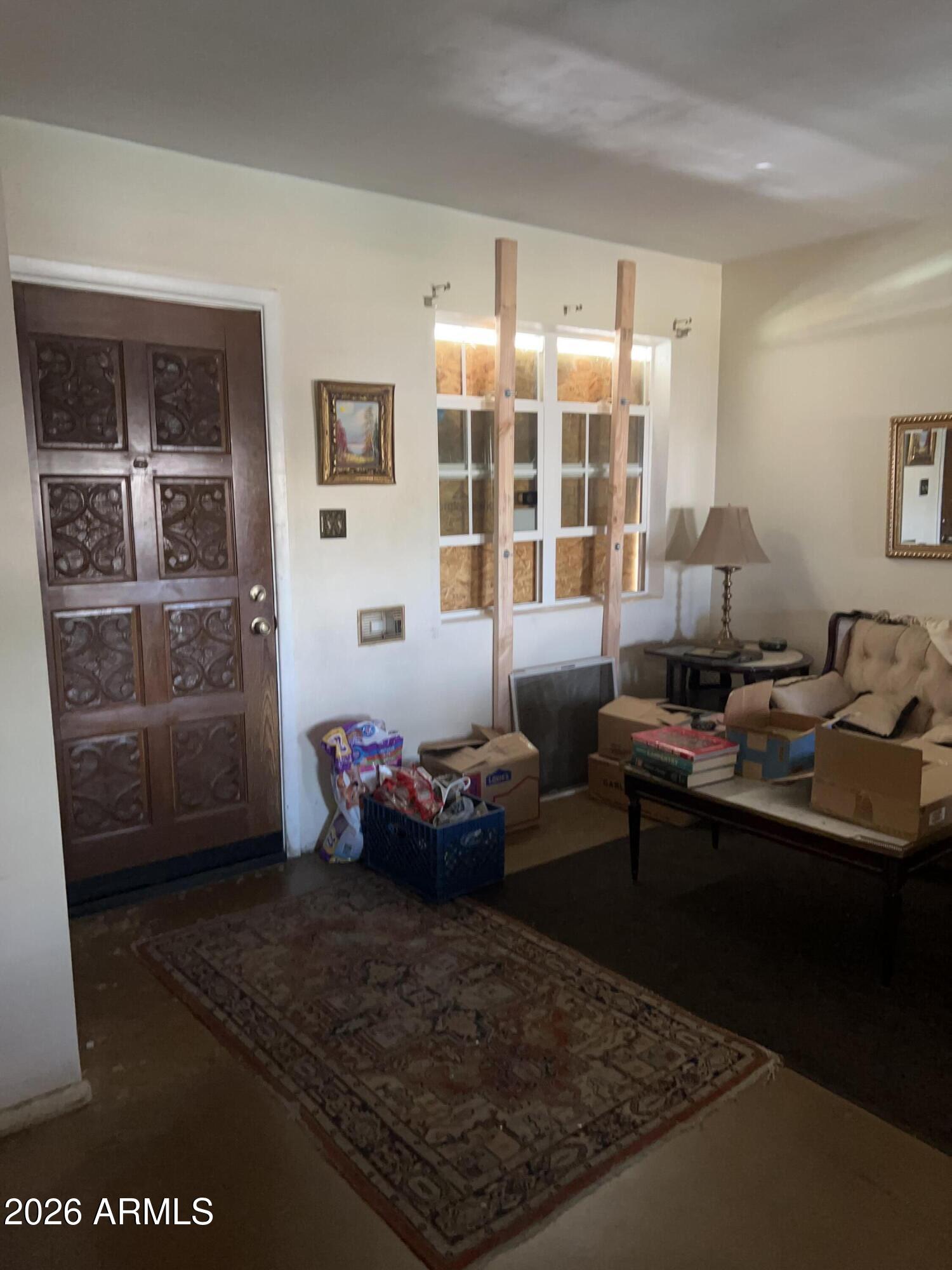 5712 W ORANGEWOOD Avenue