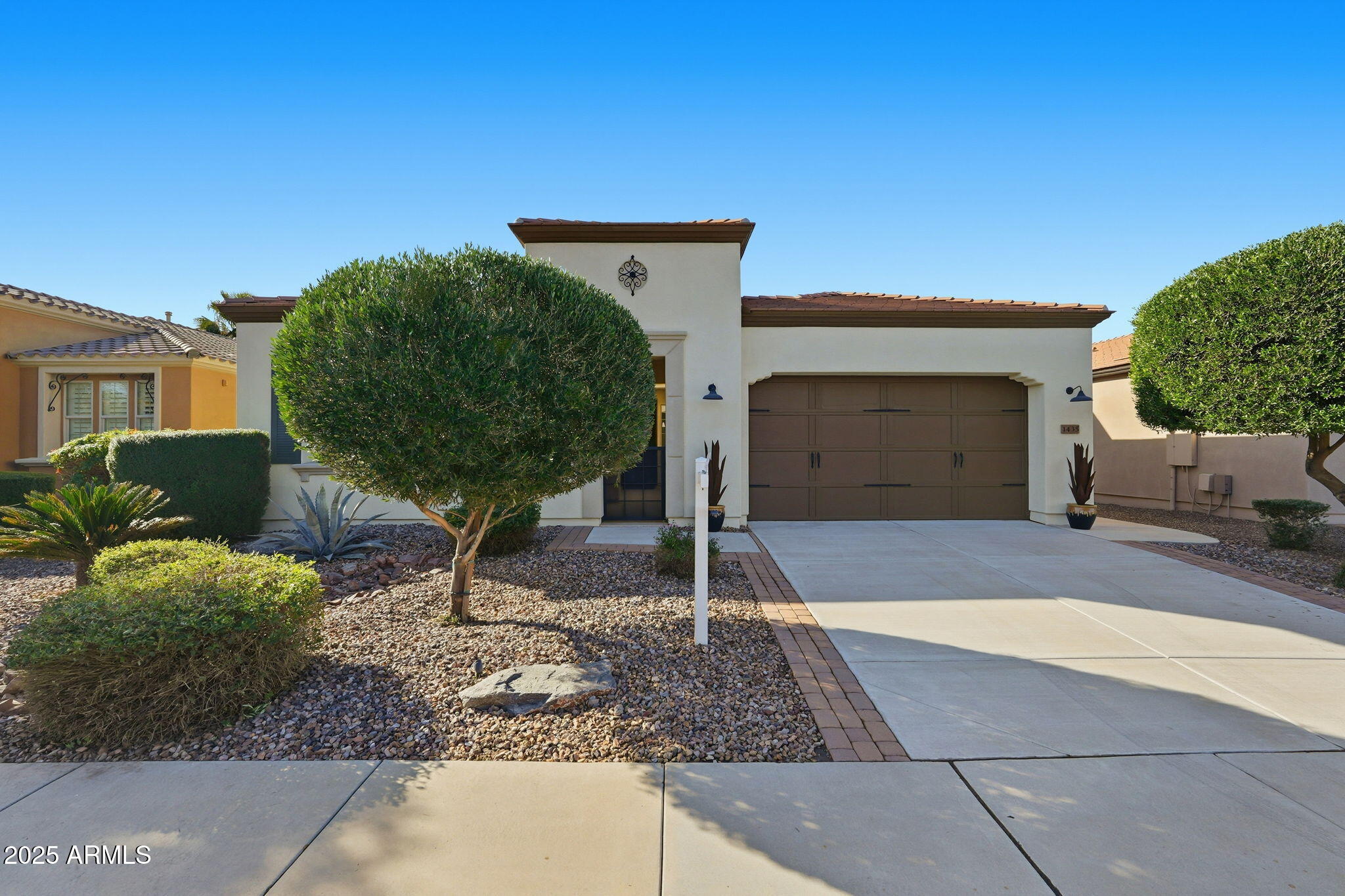 1435 E ARTEMIS Trail