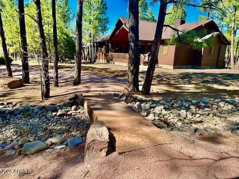 A home in Pinetop-Lakeside