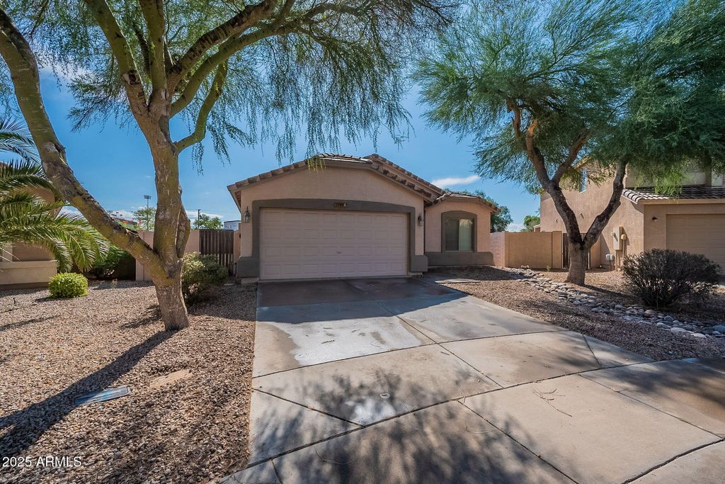 Photo of 19443 N Madison Road, Maricopa, AZ 85139 (MLS # 6926344)