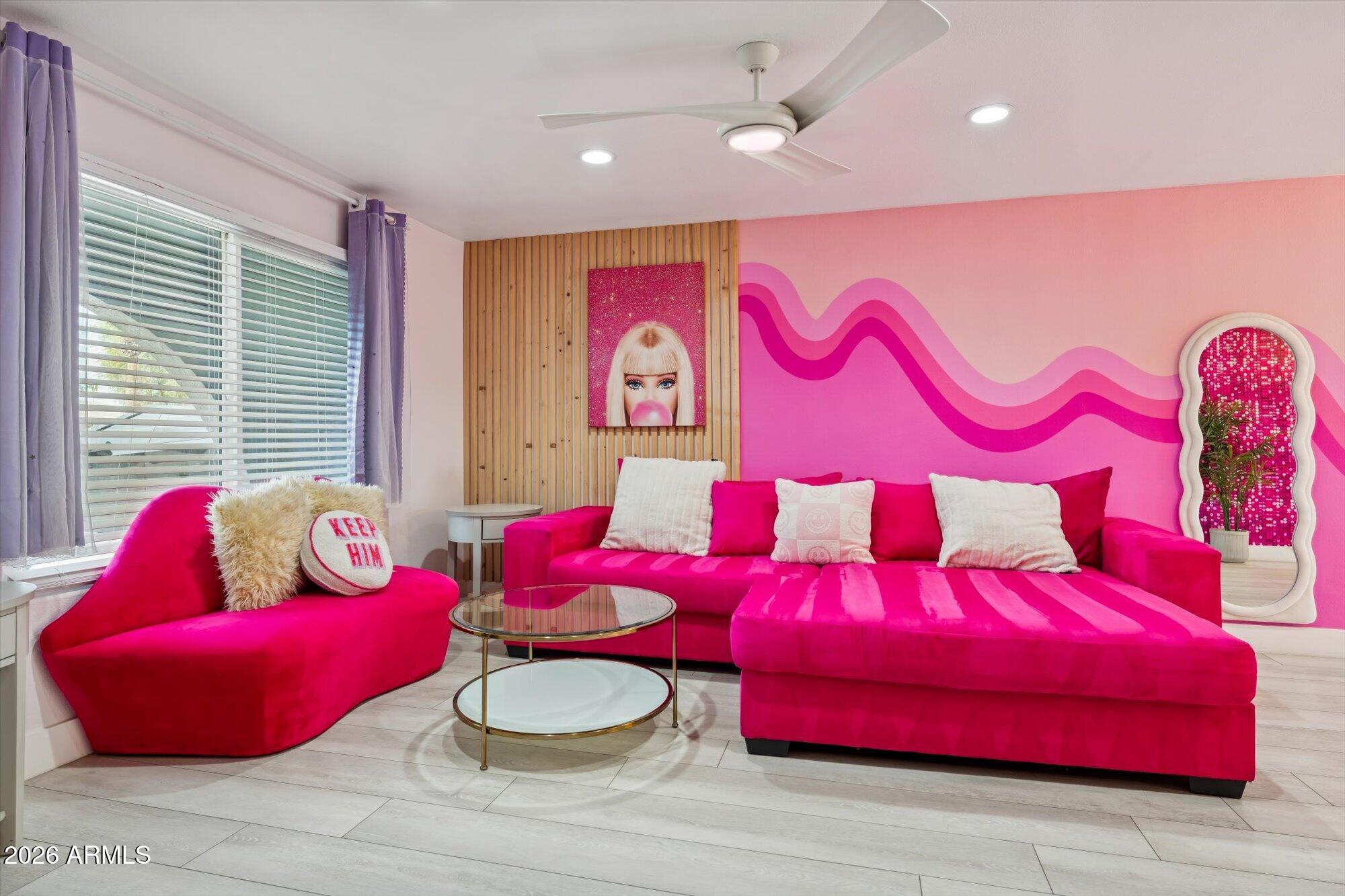 2190 E GREENWAY Drive