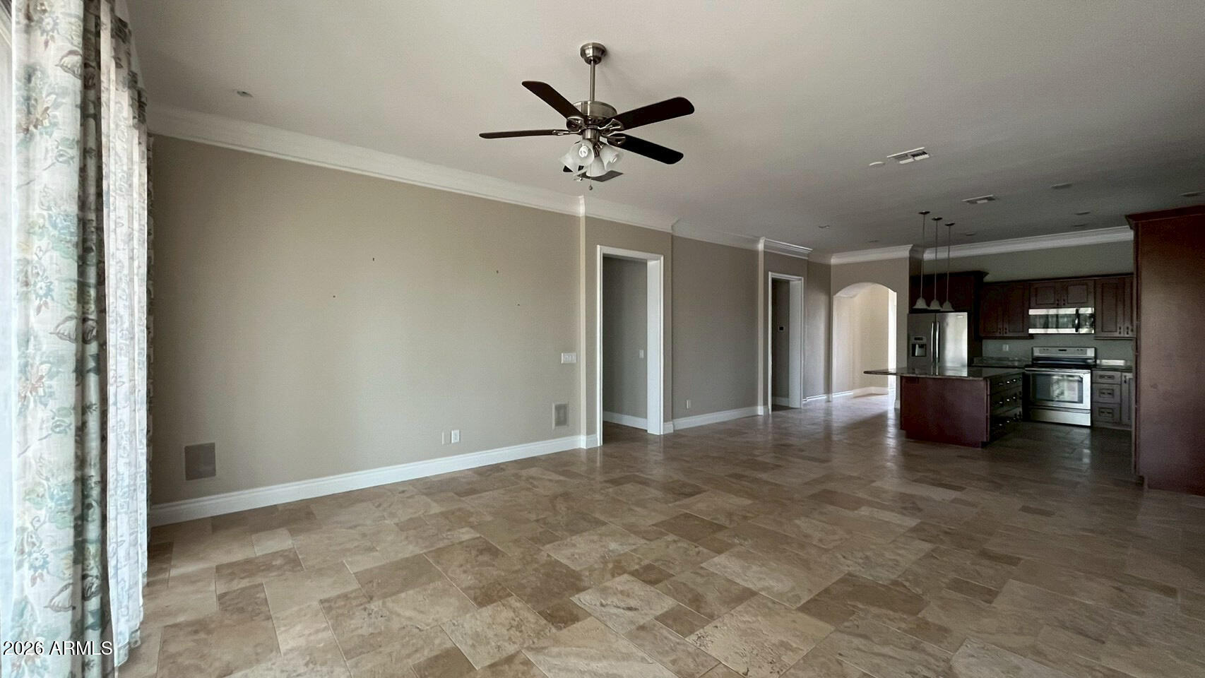 Properties 4 22167 N LAKESIDE Drive