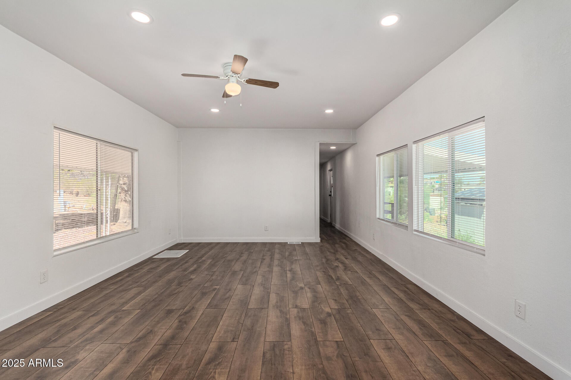 12814 N 19TH Place 19