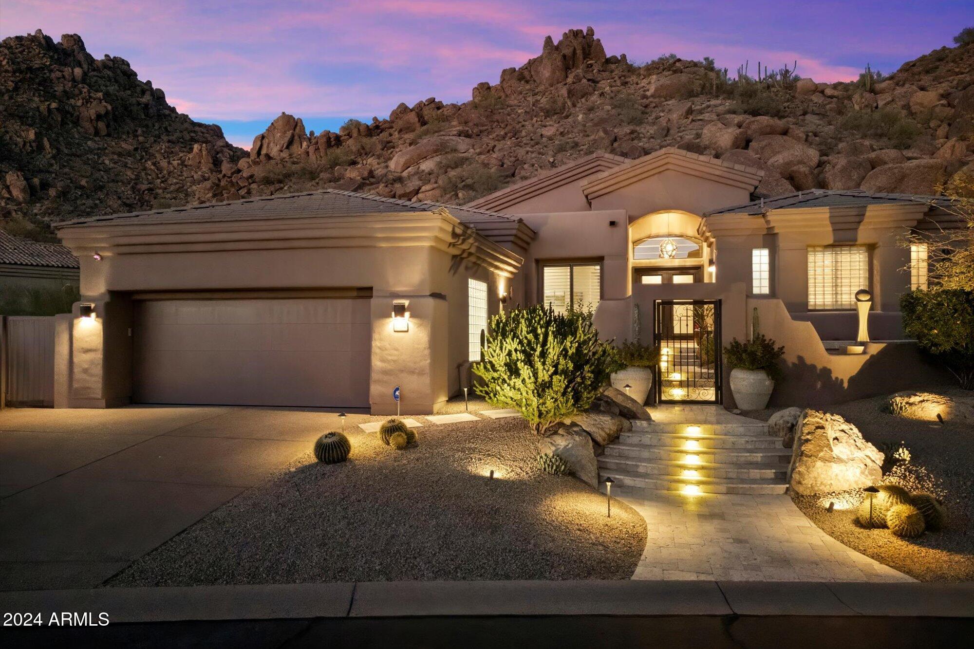 11132 E JUAN TABO Road
