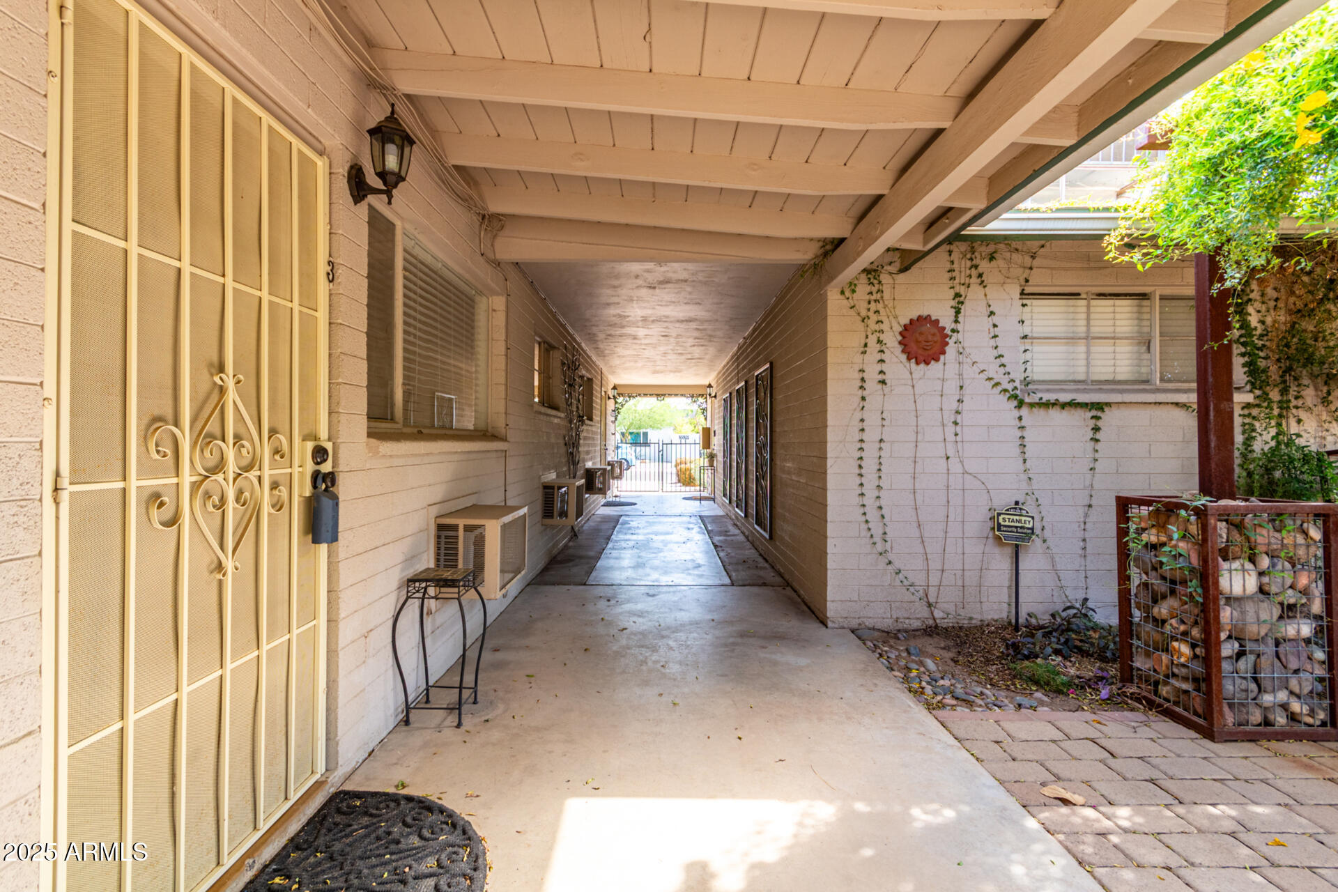 3540 E MONTECITO Avenue 3