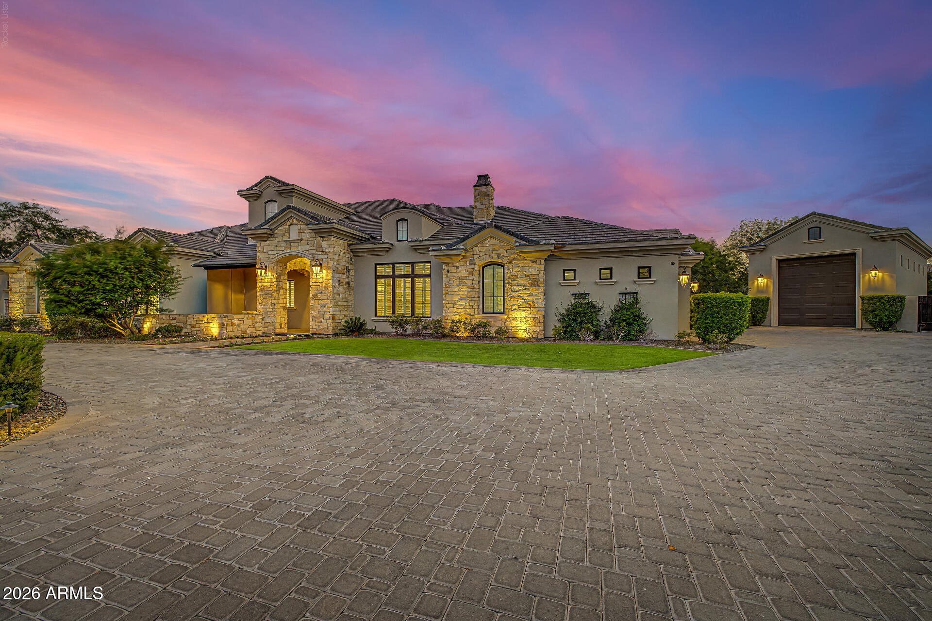 80 N CHURCHILL Court