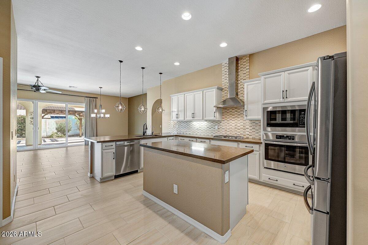 14200 W VILLAGE Parkway 2057