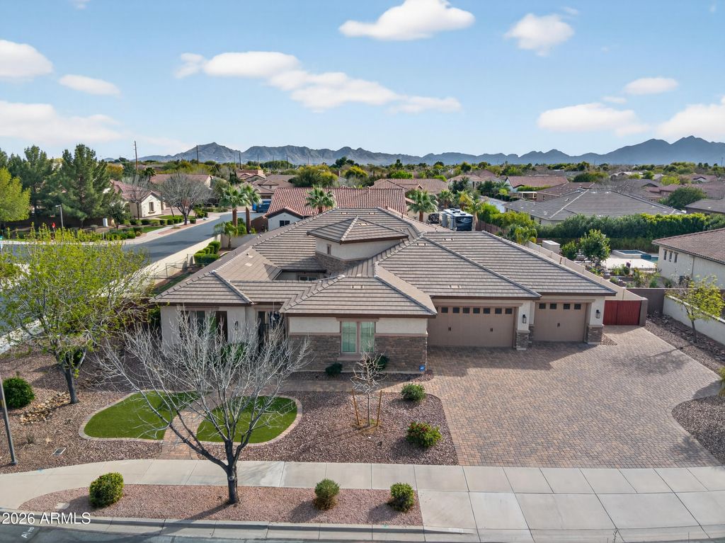 Photo of 19941 E Camacho Road, Queen Creek, AZ 85142 (MLS # 6990334)