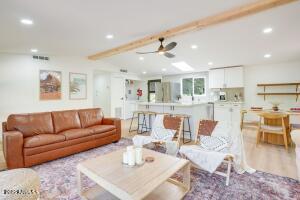 2570 BLUE HORIZON Road