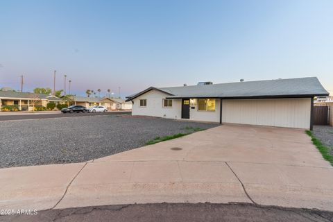 1718 S MARILYN ANN Drive Tempe AZ 85281