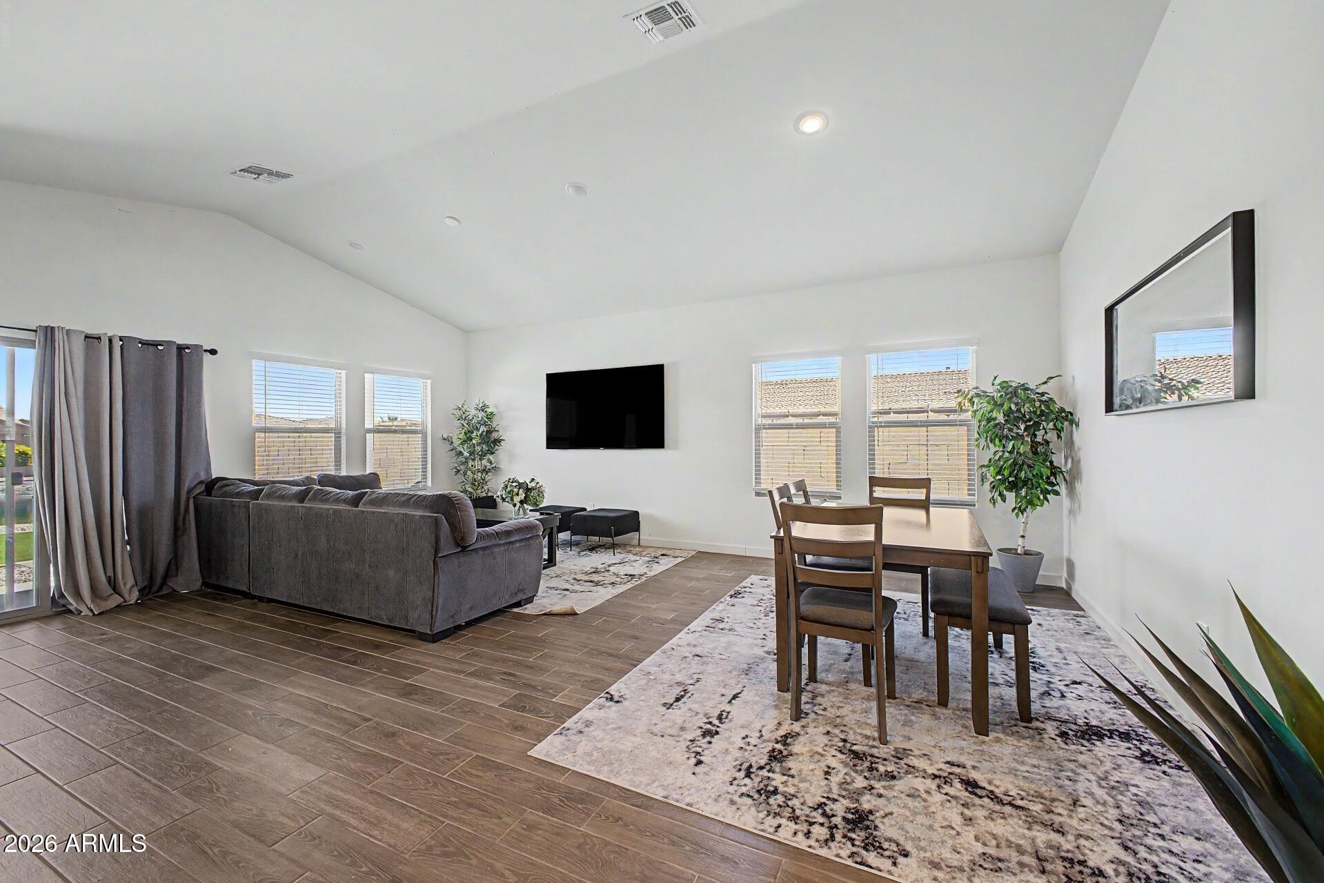 RANCHO EL DORADO PHASE III PARCEL 49-50 - Residential