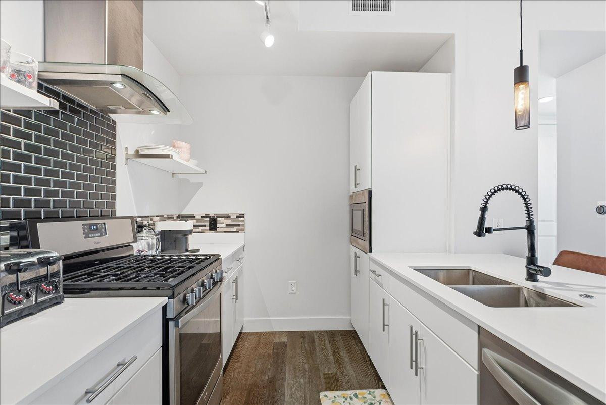 3131 N Central Avenue Unit 4001