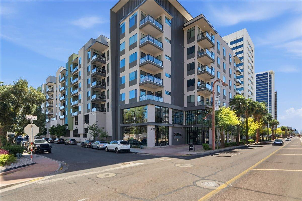 3131 N Central Avenue Unit 4001