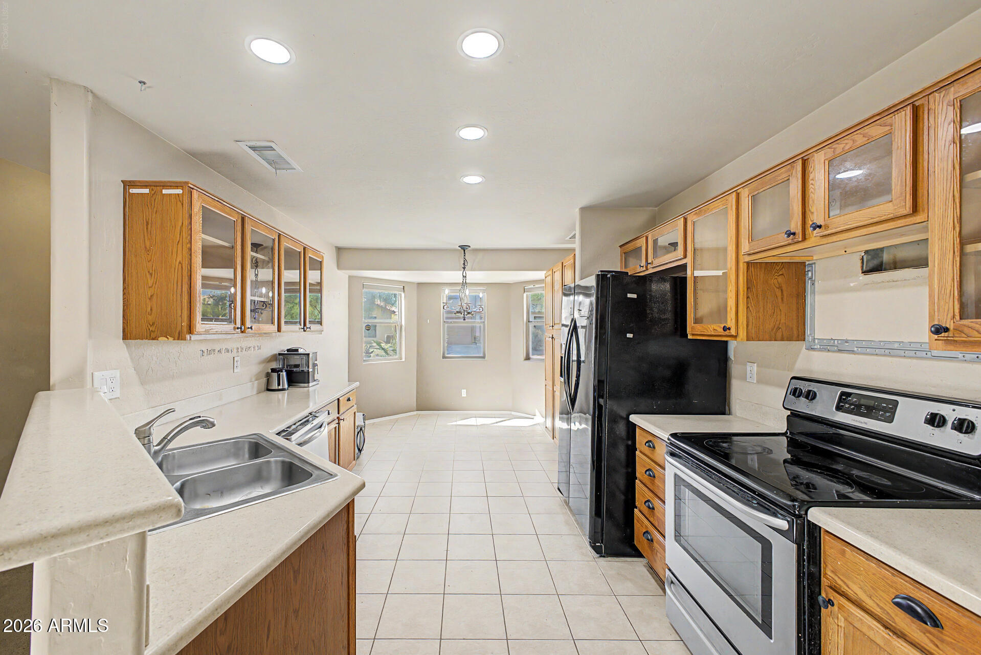25169 W CRANSTON Lane