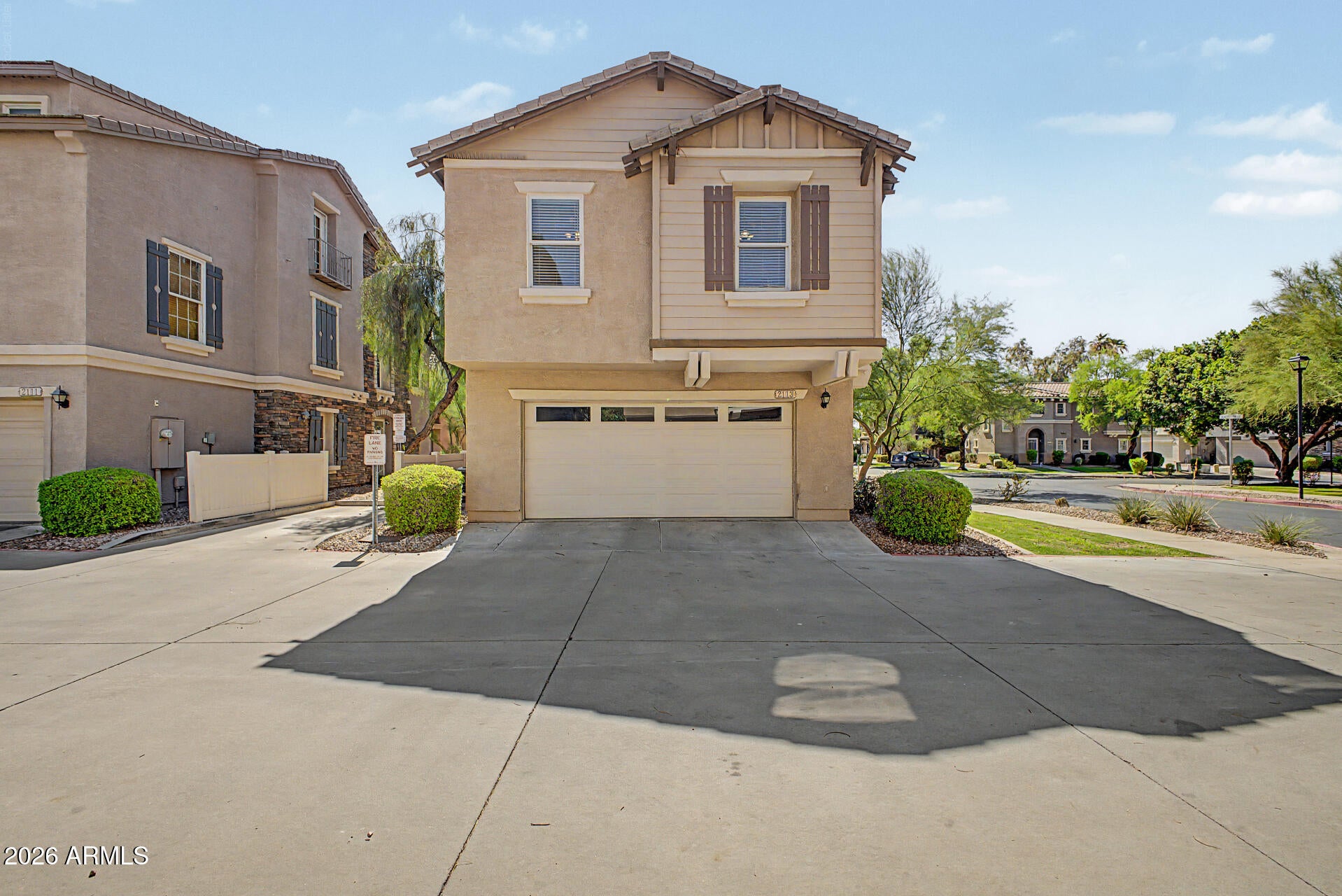 2113 E HUNTINGTON Drive