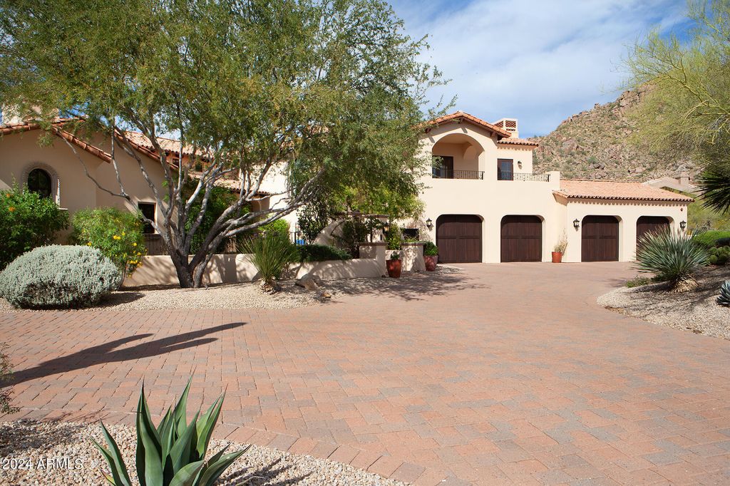Photo of 10728 E Cottontail Lane, Scottsdale, AZ 85255 (MLS # 6996076)