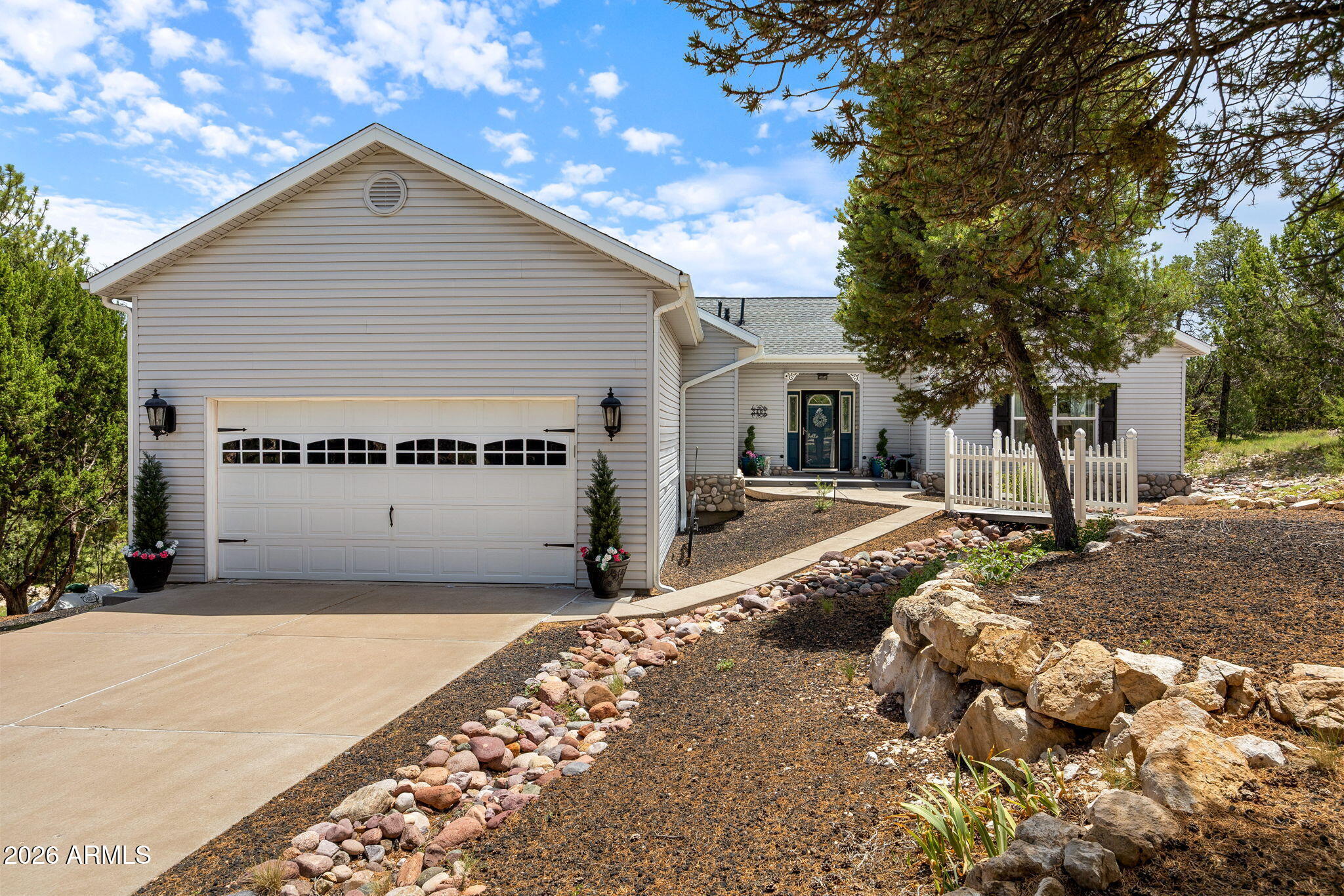 3401 VALLEY VIEW Circle