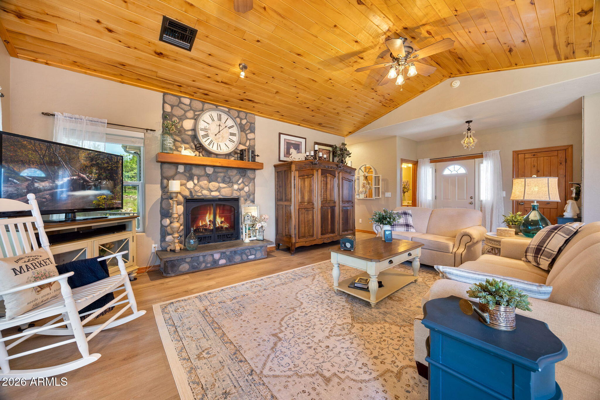 3401 VALLEY VIEW Circle
