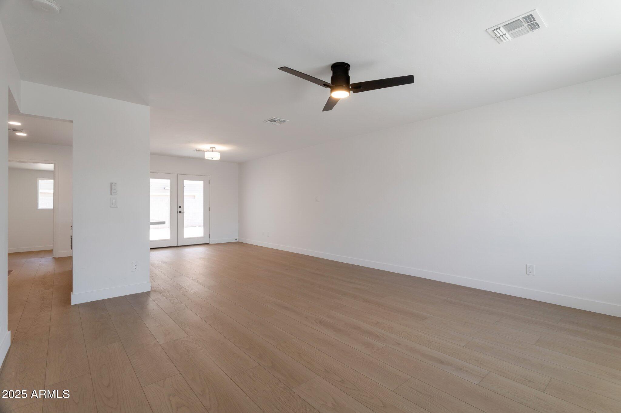 1205 W 7TH Street