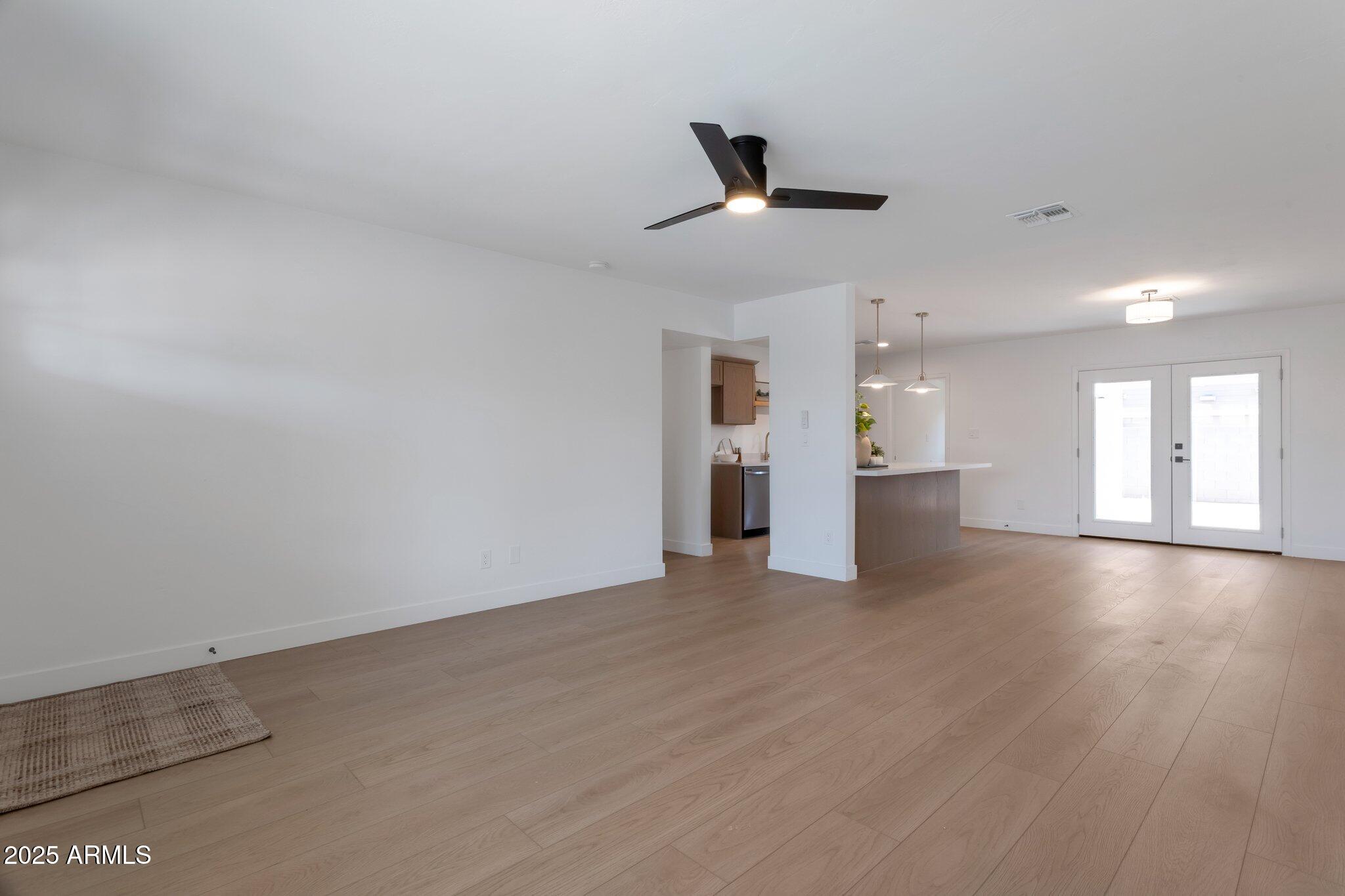 1205 W 7TH Street