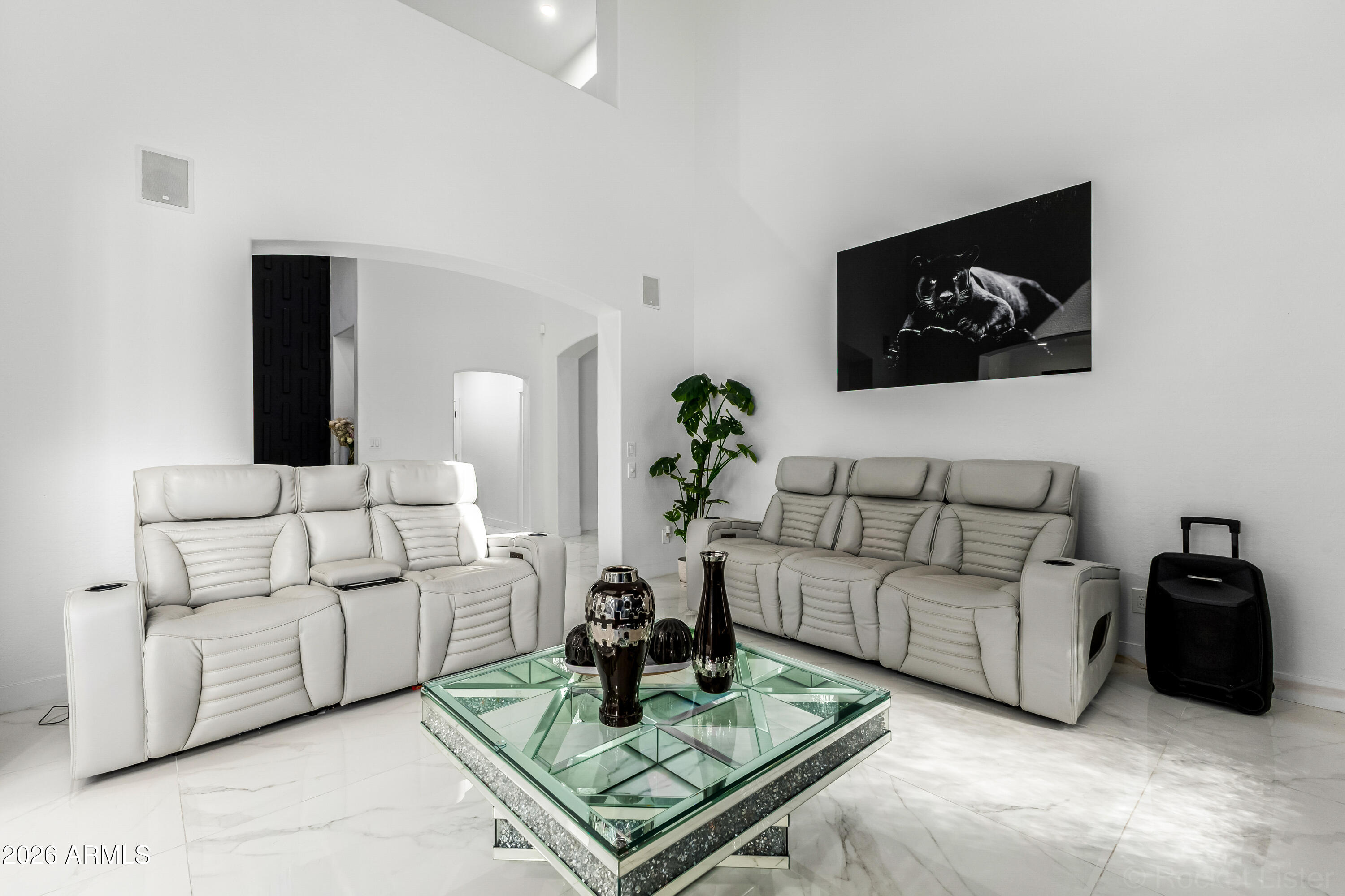 15320 W COOLIDGE Street