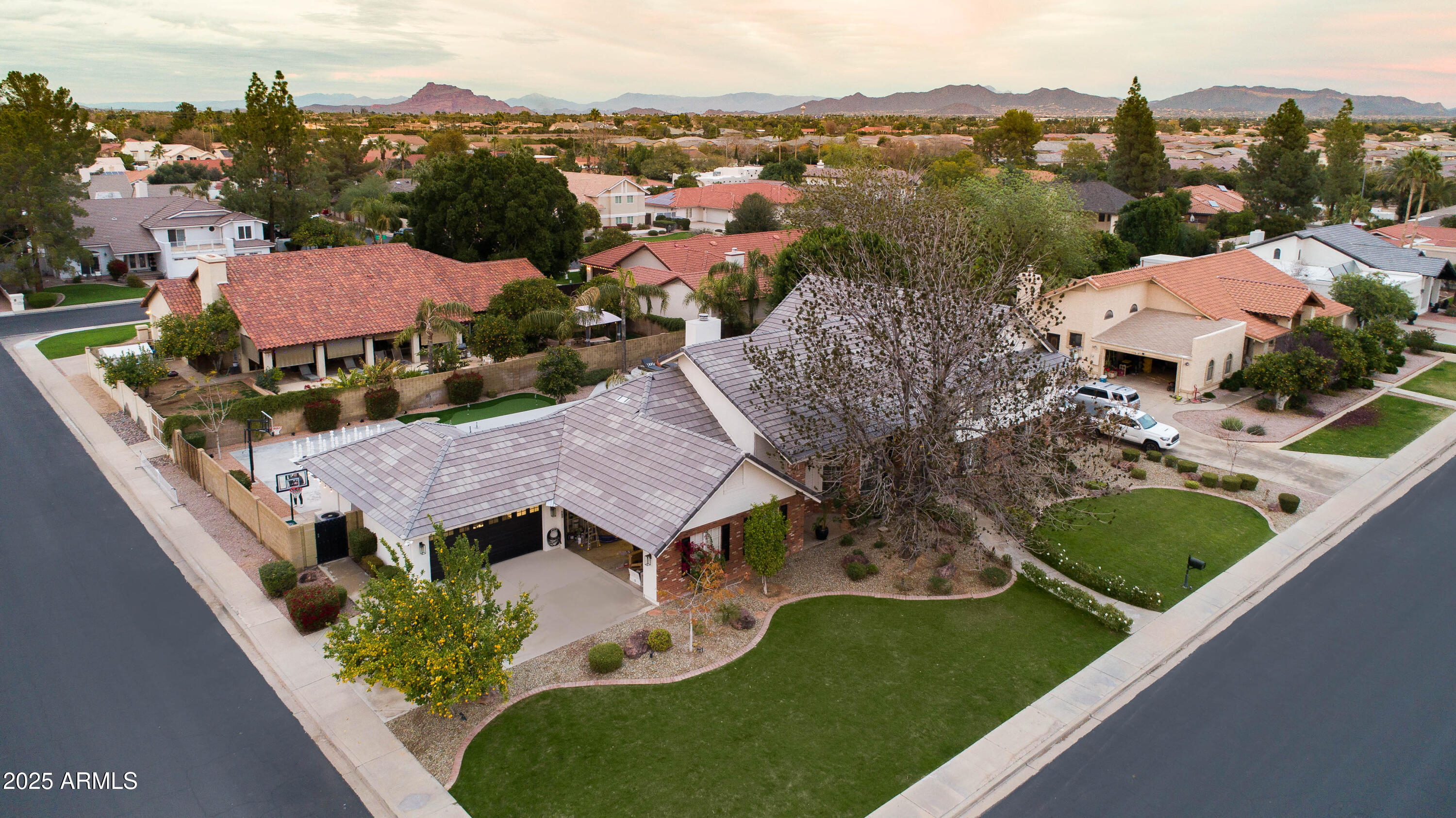 3508 E ENCANTO Street