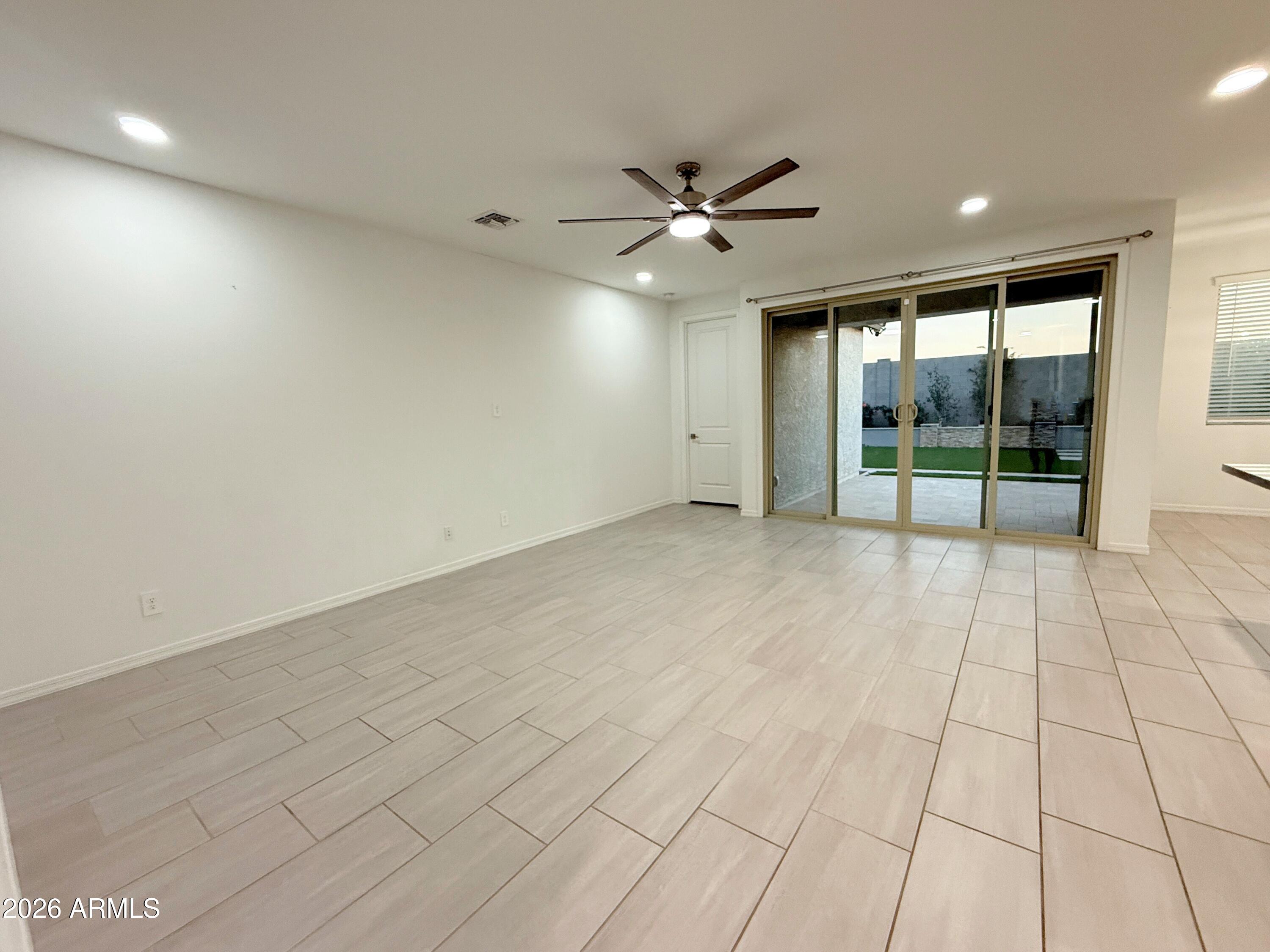 11313 E Unger Avenue