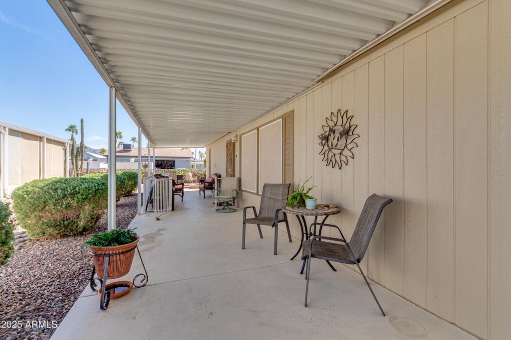 listing image 0