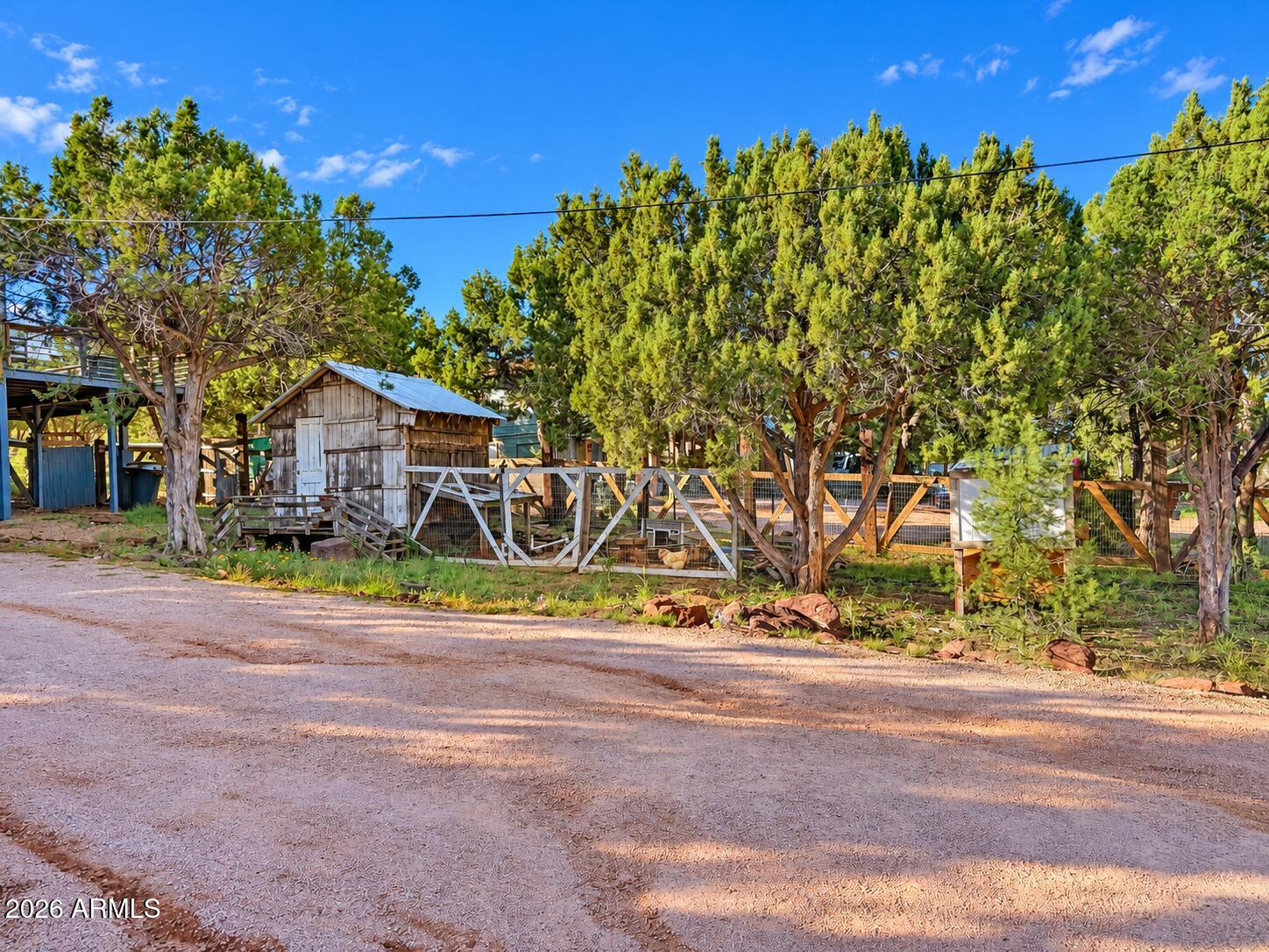506 N BOBBY JONES Drive