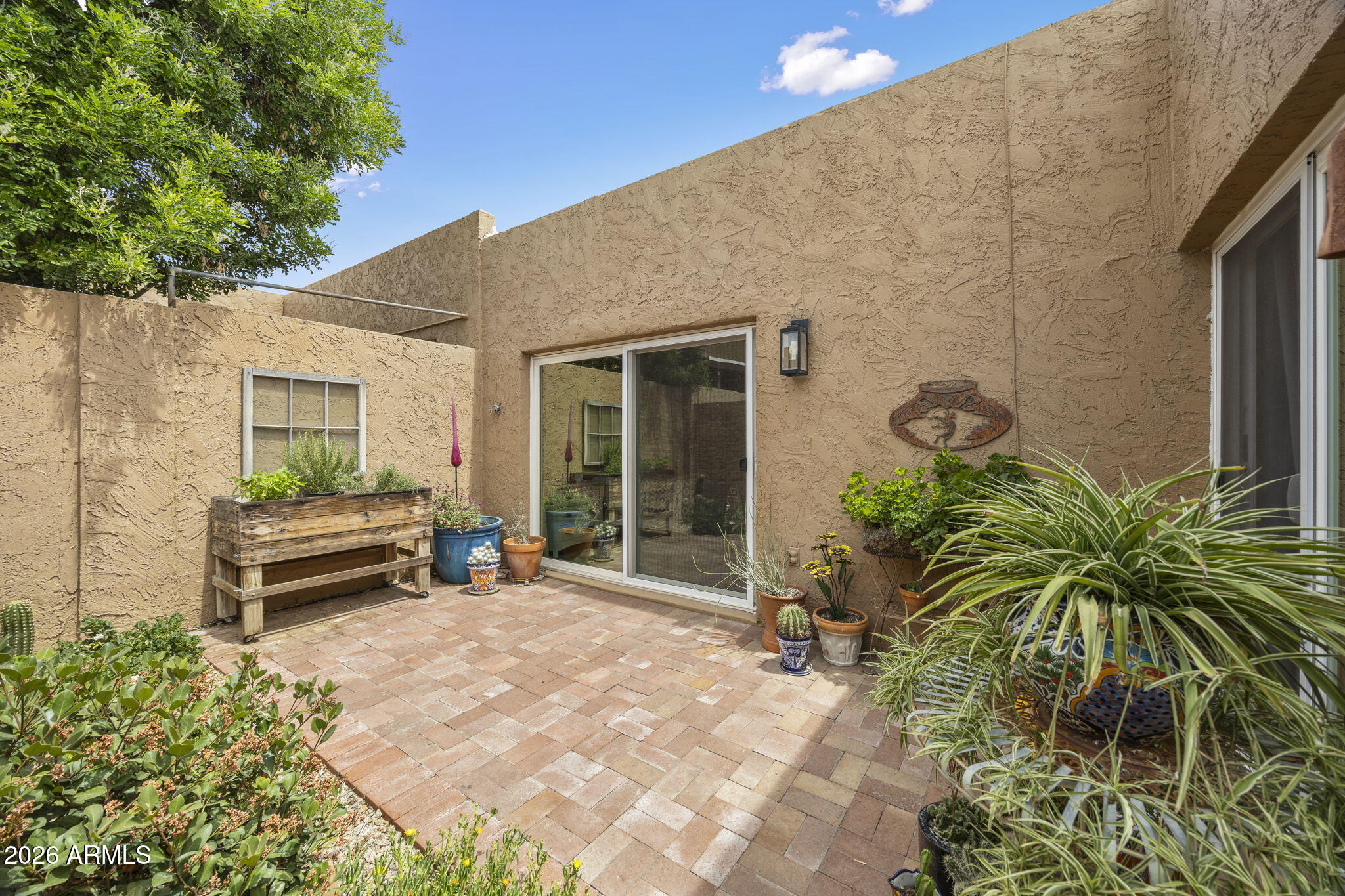 CASA LA PALOMA TOWNHOUSES - Residential