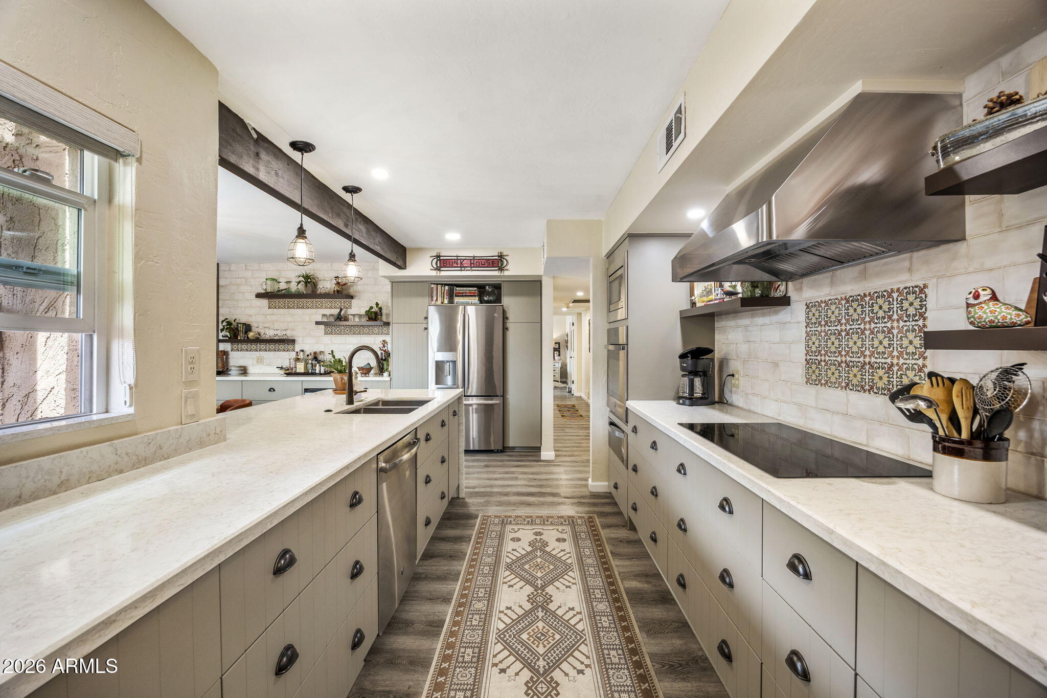 CASA LA PALOMA TOWNHOUSES - Residential