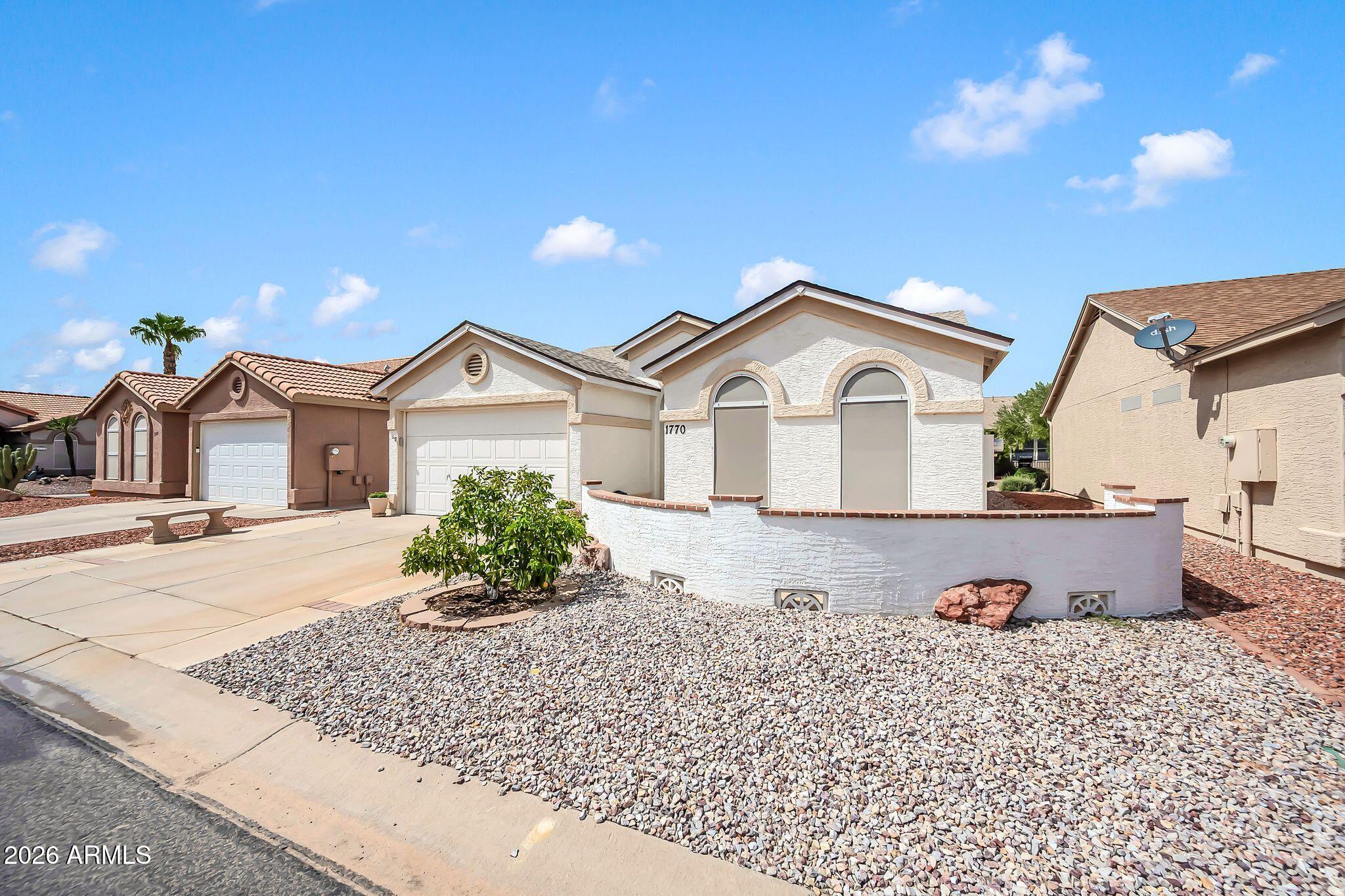 1770 E WESTCHESTER Drive