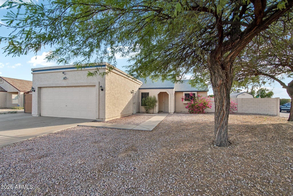 Photo of 15014 N 62nd Drive, Glendale, AZ 85306 (MLS # 7084514)