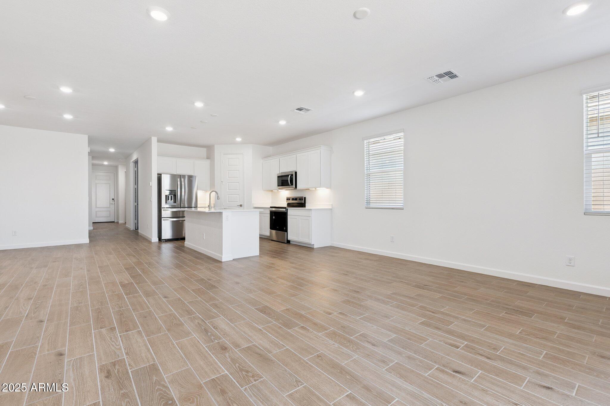 17818 W Mission Lane