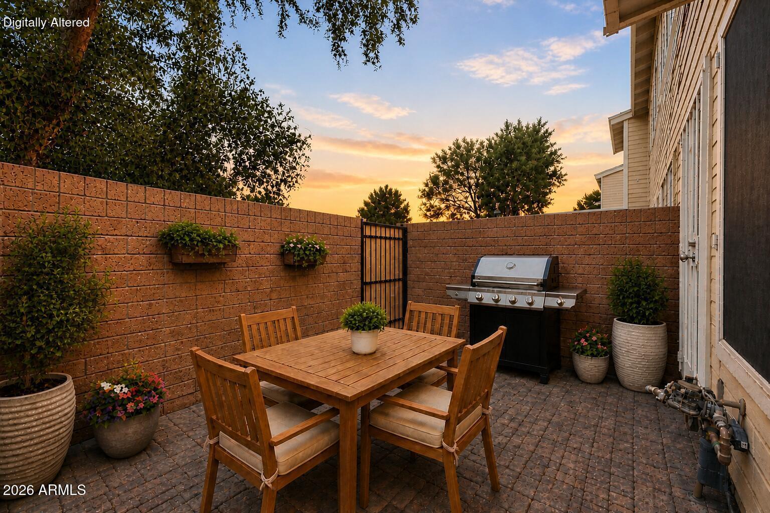 625 S WESTWOOD -- 129