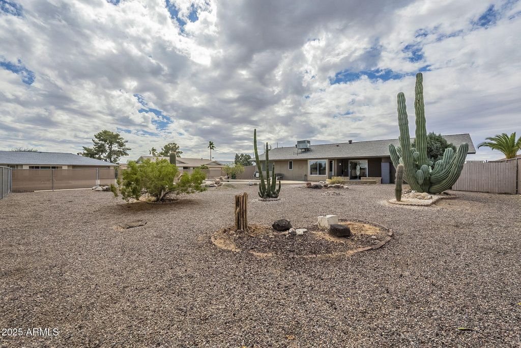 Photo of 19825 N 100th Avenue, Sun City, AZ 85373 (MLS # 6944638)