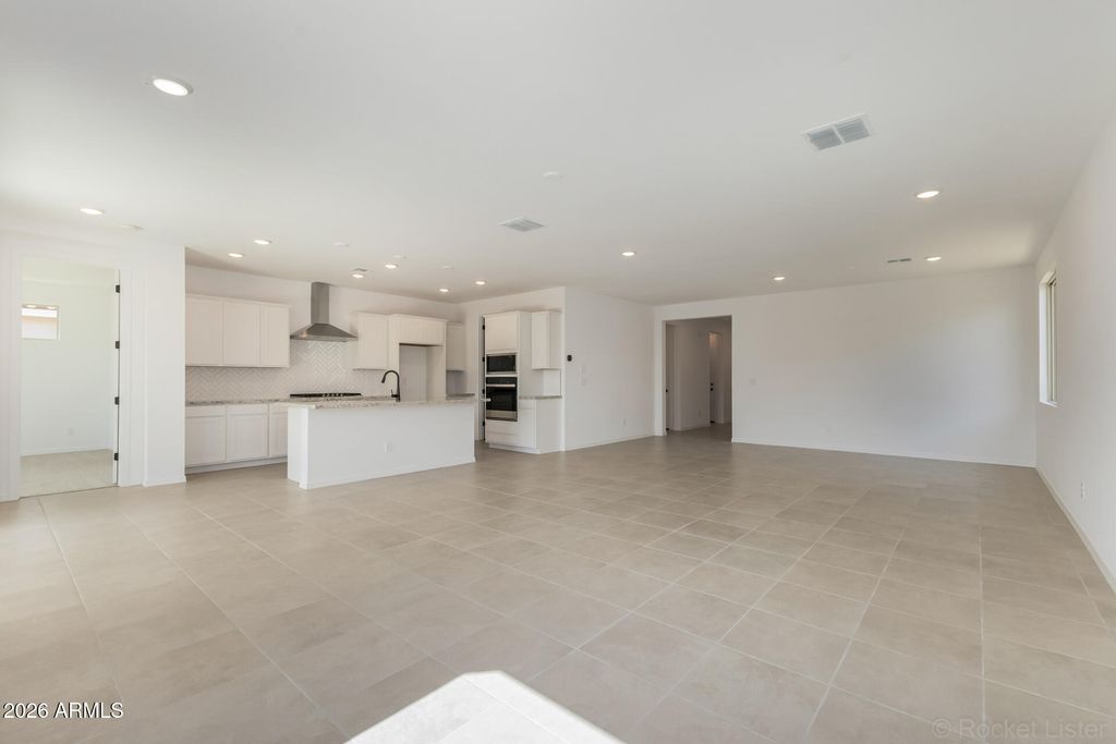 Photo of 24221 W Raymond Street, Buckeye, AZ 85326 (MLS # 7000777)